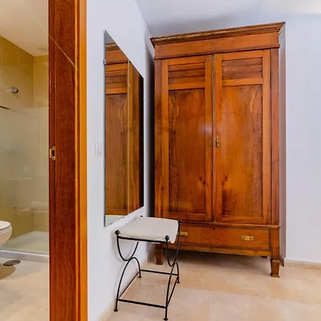 Wintowinrentals Great Terrace, 2º Line & Pool Apartment